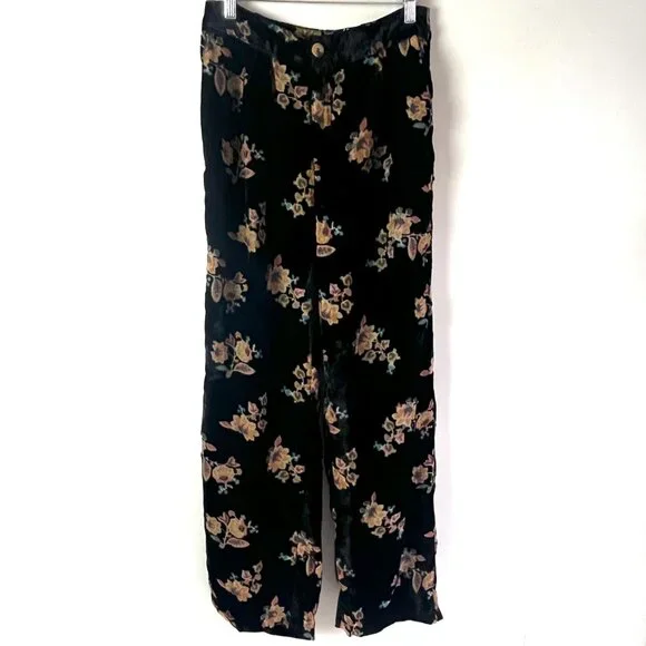 2/$30 Ellison Burnout Velvet Floral Pants Small NWT - Picture 1 of 7